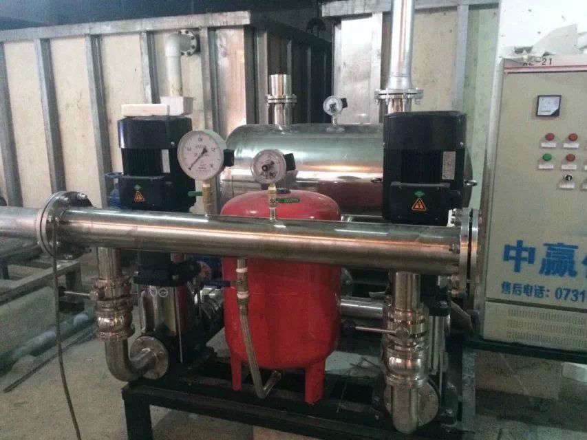 江西雄鷹房地產(chǎn)開發(fā)有限公司采購5.5KW、7.5KW兩用一備無負(fù)壓供水設(shè)備兩套
